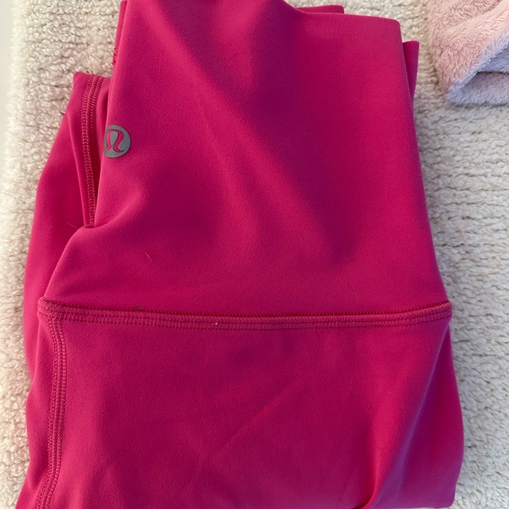 lululemon pink leggings